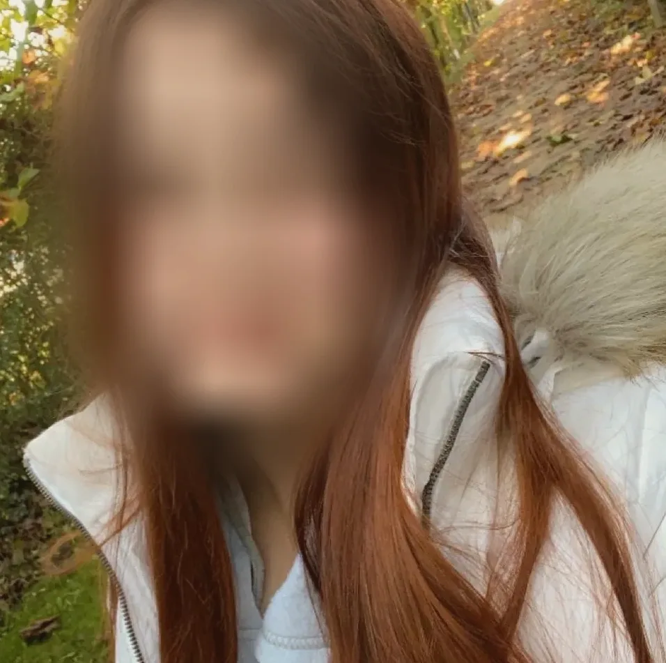 Hannah, 21